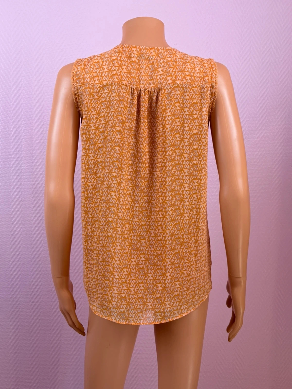 Camiseta feminina elora tamanho 34 limpa pouco usada – photo 4